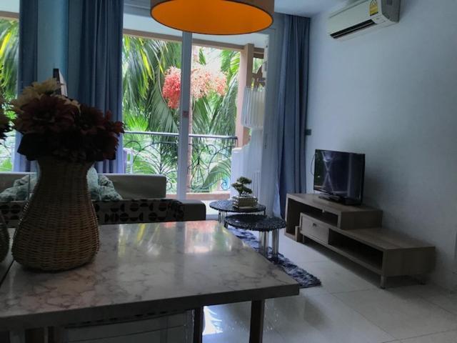 Atlantis Waterpark Apartment Jomtien Beach Exterior photo